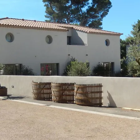 De 3 Chambres A Avec Piscine Privee Jardin Clos Et Wifi