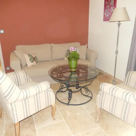 De 3 Chambres A Avec Piscine Privee Jardin Clos Et Wifi Villa La Redorte
