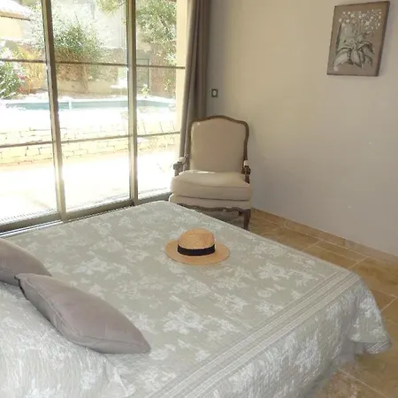 De 3 Chambres A Avec Piscine Privee Jardin Clos Et Wifi *
